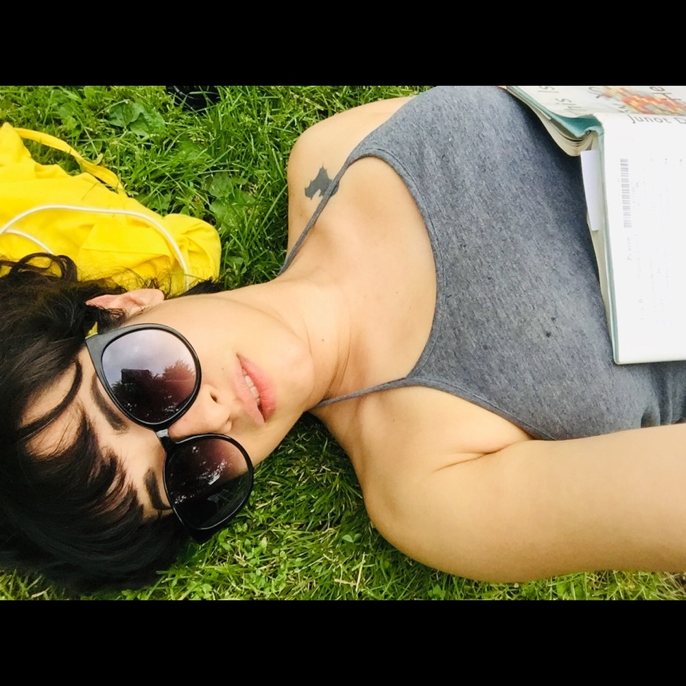 Meet your Posher, Basil